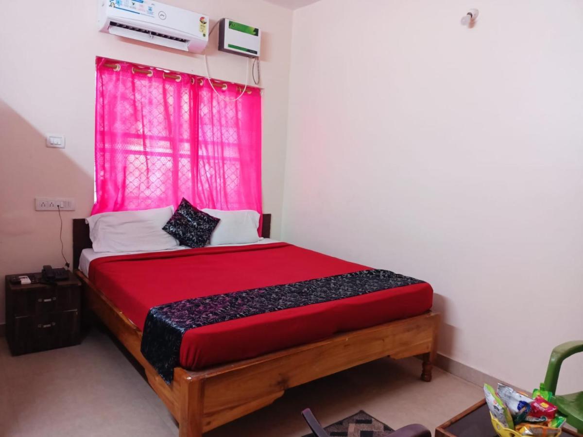 Bay Inn Puri Bagian luar foto